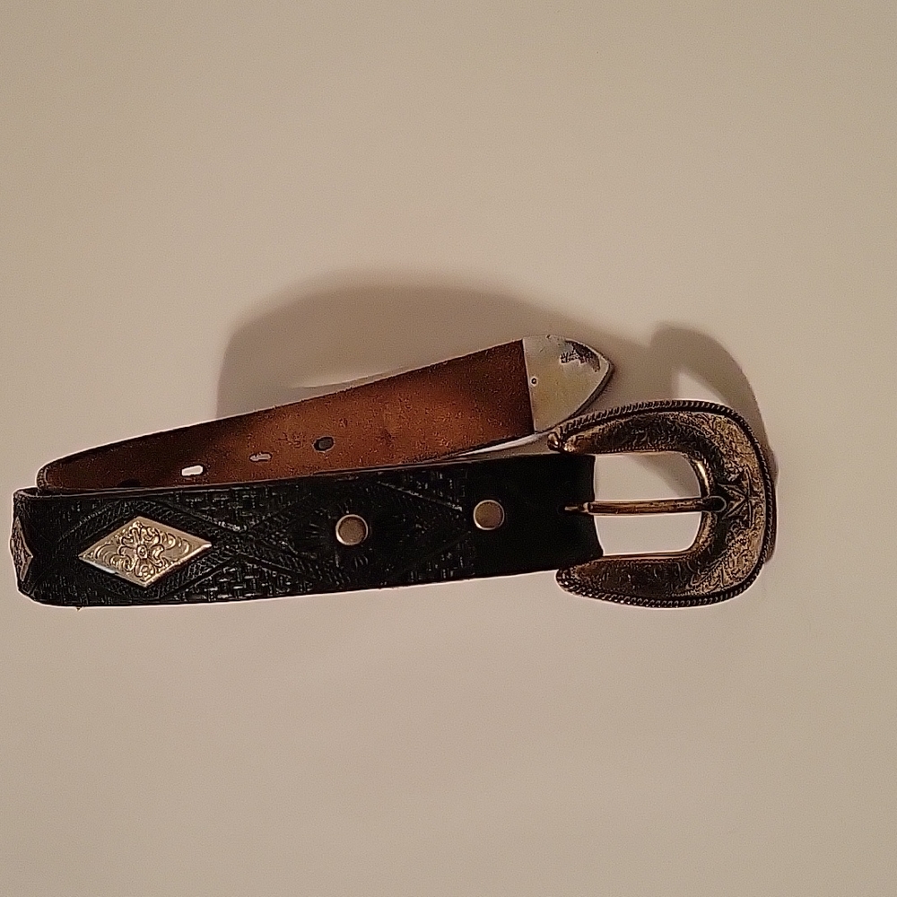 Leather belt